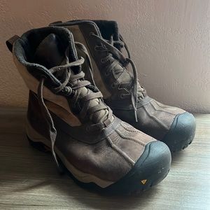 Mens keen waterproof boots. Brown & tan